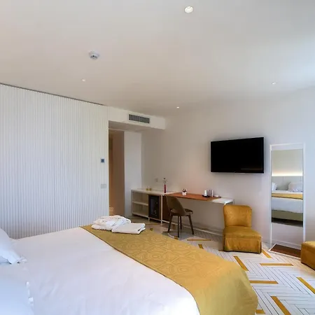 Graal Hotel
