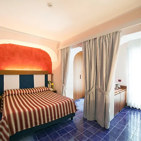 Hotel Graal 4*