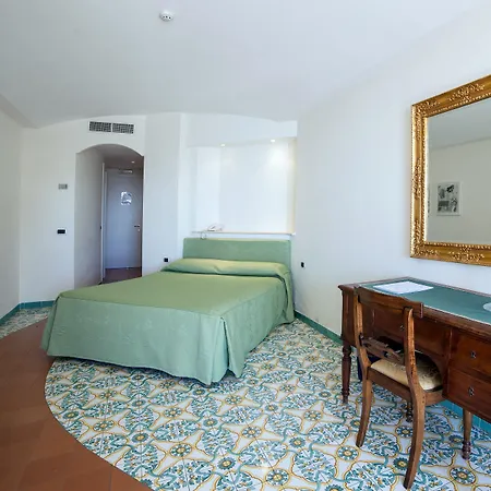 Graal 4* Ravello