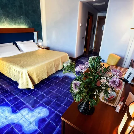 Graal Hotel
