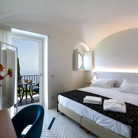 Hotel Graal 4*