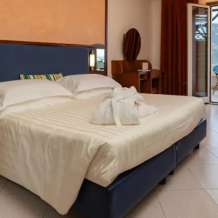 Graal Hotel